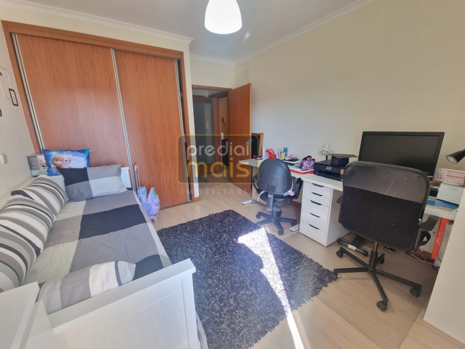 Apartamento T3 para Venda em Vila Nova de Famalicão e Calendário Foto 16