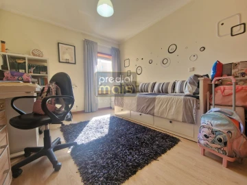 Apartamento T3 para Venda em Vila Nova de Famalicão e Calendário