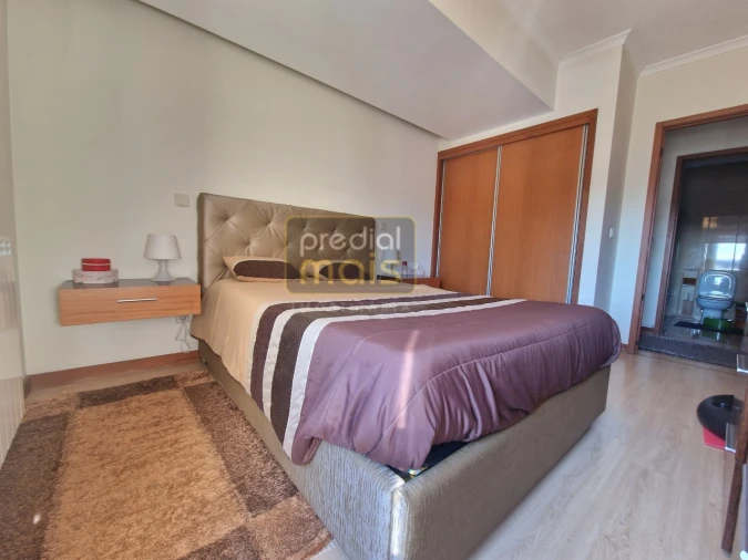 Apartamento T3 para Venda em Vila Nova de Famalicão e Calendário Foto 12