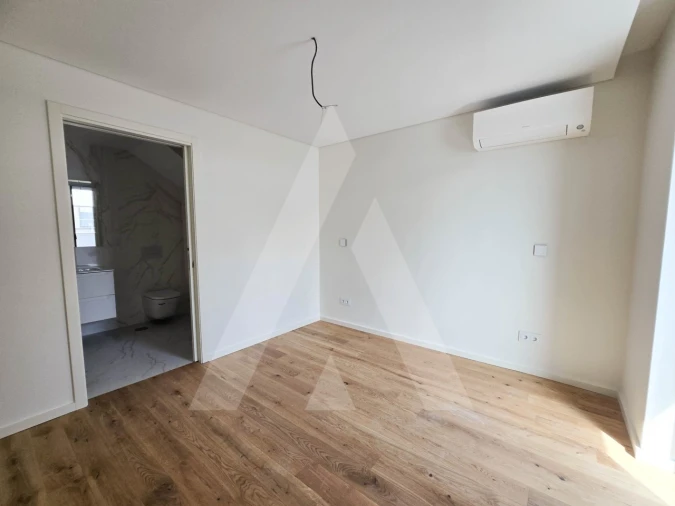 Apartamento T2 para Venda em Glória e Vera Cruz Foto 13
