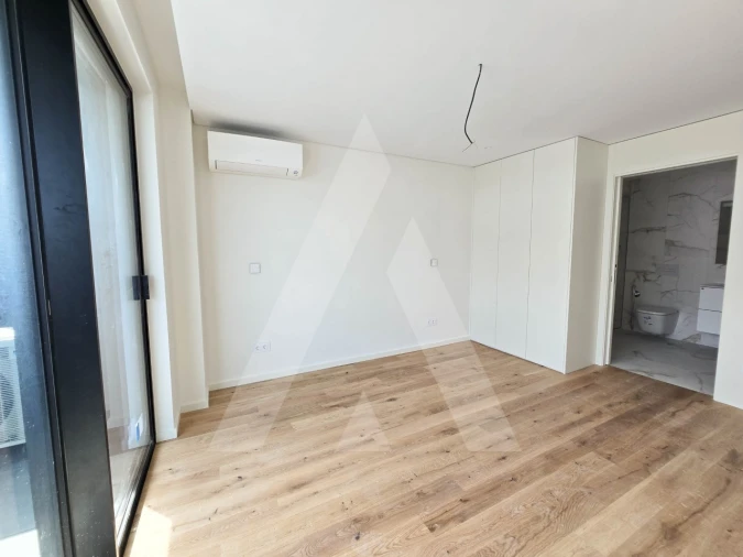 Apartamento T2 para Venda em Glória e Vera Cruz Foto 21