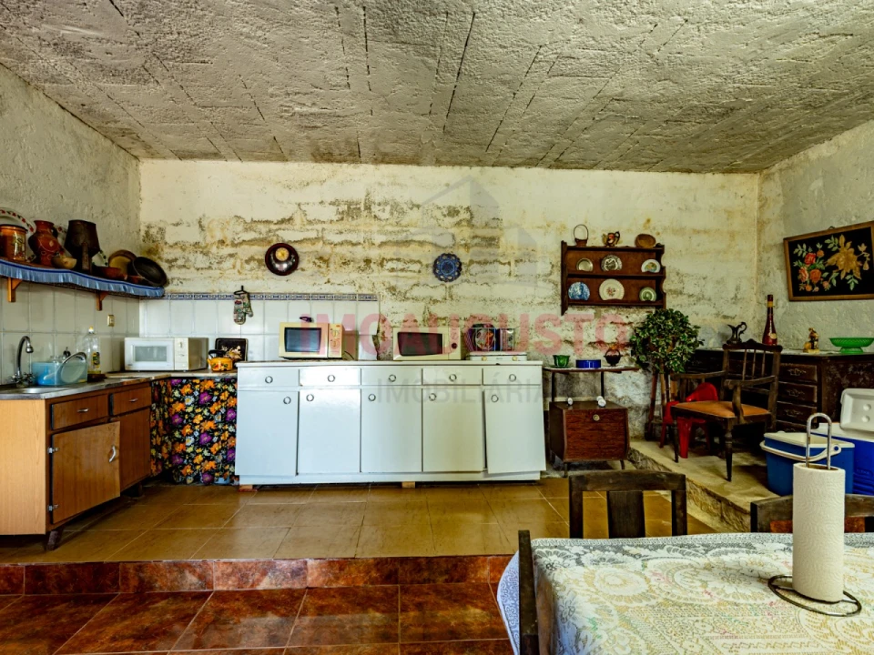 Moradia T4 para Venda em Rapa e Cadafaz Foto 17