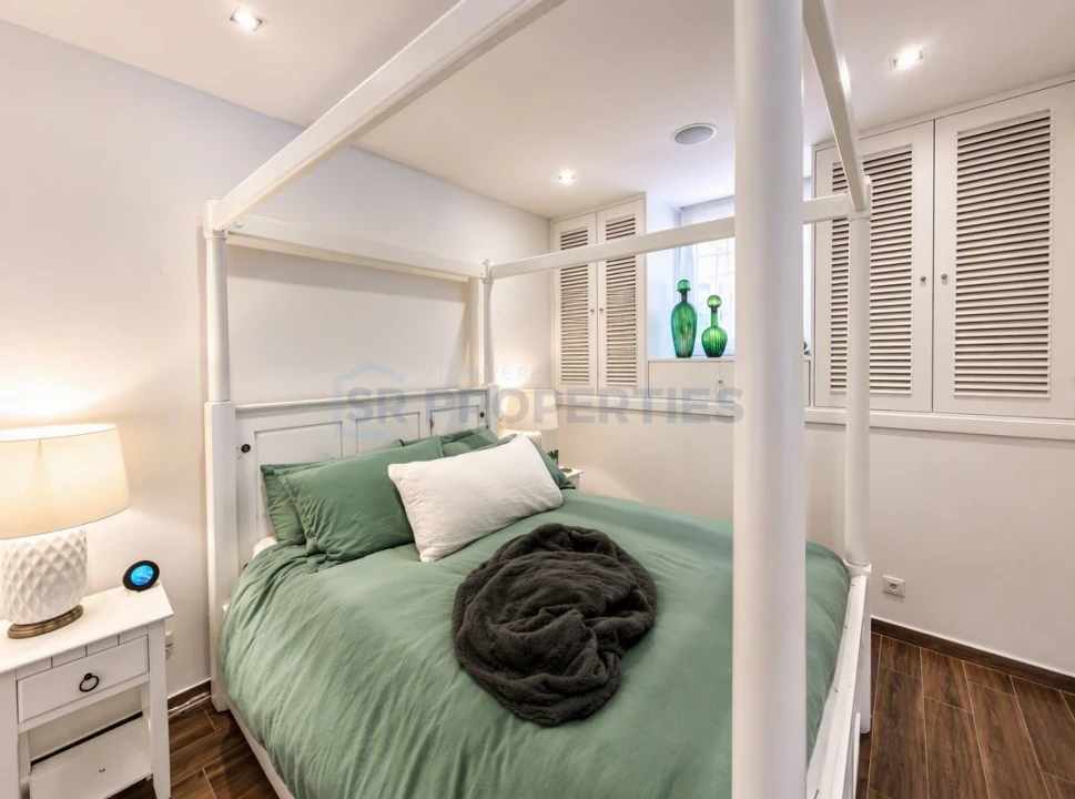 Apartamento T1 para Venda em Quarteira Foto 36