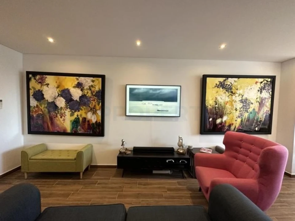 Apartamento T1 para Venda em Quarteira Foto 1