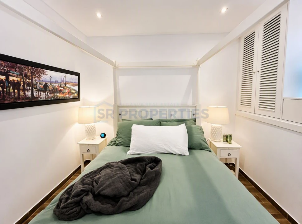 Apartamento T1 para Venda em Quarteira Foto 7