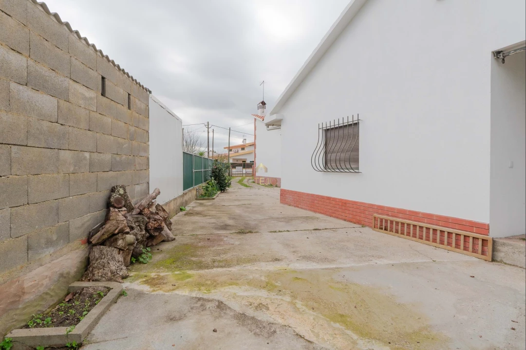 Moradia T3 para Venda em Marinhais Foto 10