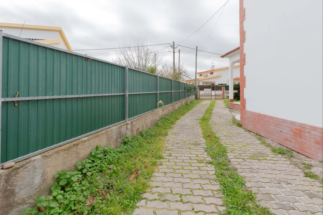 Moradia T3 para Venda em Marinhais Foto 8