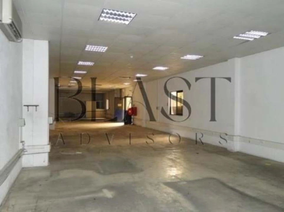 Armazém para Venda em Falagueira-Venda Nova Foto 2