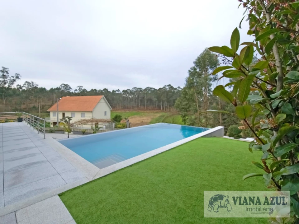 Moradia T3 para Venda em Vila Franca Foto 4
