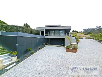 Moradia T3 para Venda em Vila Franca