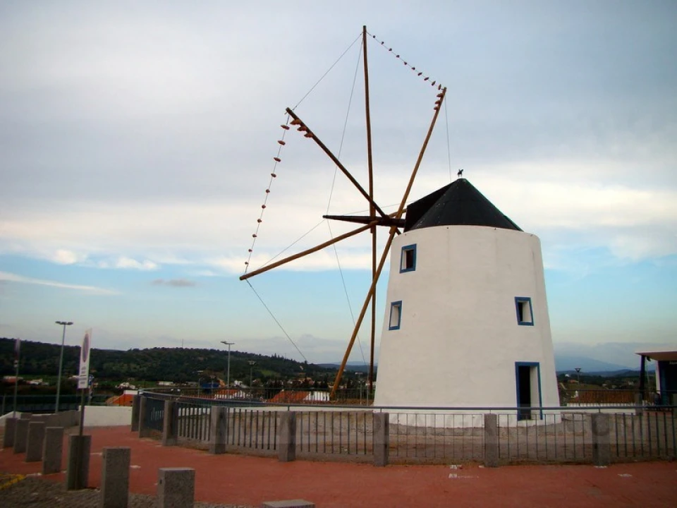 Terreno para Venda em Odiaxere Foto 1
