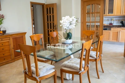 Apartamento T3 para Venda em Albufeira e Olhos de Água