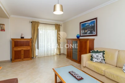Apartamento T3 para Venda em Albufeira e Olhos de Água