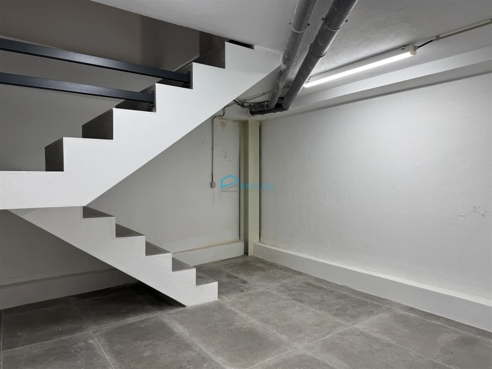 Loja para Arrendamento em Nossa Senhora da Conceição, São Pedro e São Dinis Foto 8