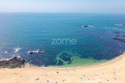 Moradia T4 para Venda em Perafita, Lavra e Santa Cruz do Bispo