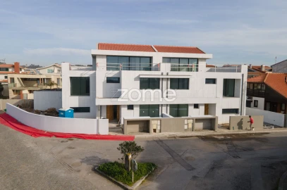 Moradia T4 para Venda em Perafita, Lavra e Santa Cruz do Bispo