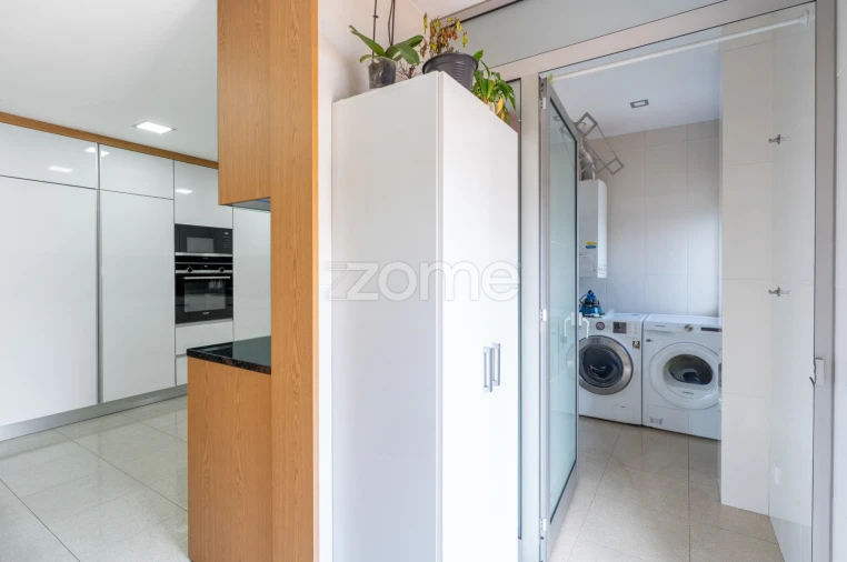 Apartamento T3 para Venda em Rio Tinto Foto 8