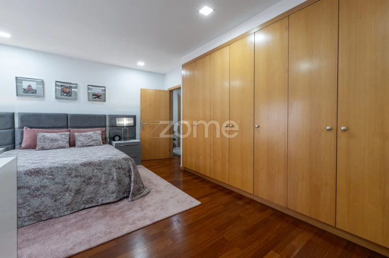 Apartamento T3 para Venda em Rio Tinto Foto 12