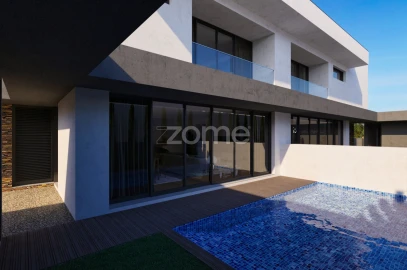 Moradia T4 para Venda em Perafita, Lavra e Santa Cruz do Bispo