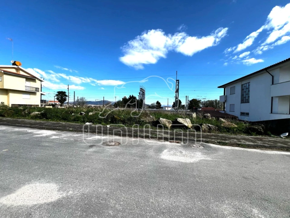 Terreno para Venda em Darque Foto 1