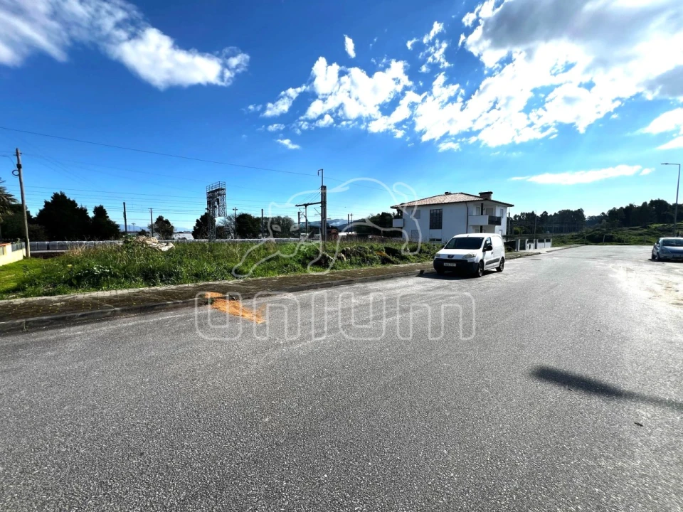 Terreno para Venda em Darque Foto 1