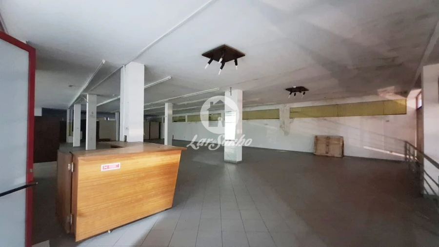 Loja para Venda em Vila Nova de Famalicão e Calendário Foto 7