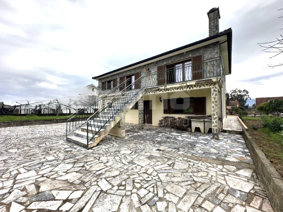 Moradia T3 para Venda em Lanheses Foto 1