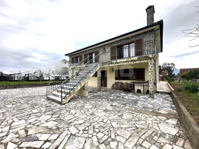 Moradia T3 para Venda em Lanheses