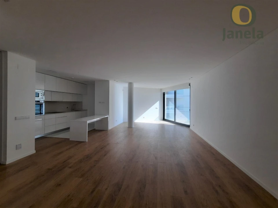Apartamento T2 para Venda em Olhão Foto 7