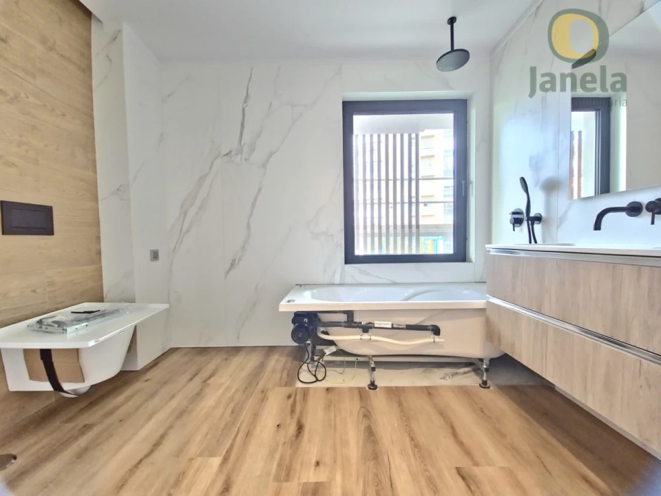 Apartamento T3 para Venda em Faro (Sé e São Pedro) Foto 7