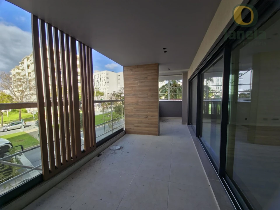 Apartamento T3 para Venda em Faro (Sé e São Pedro) Foto 10