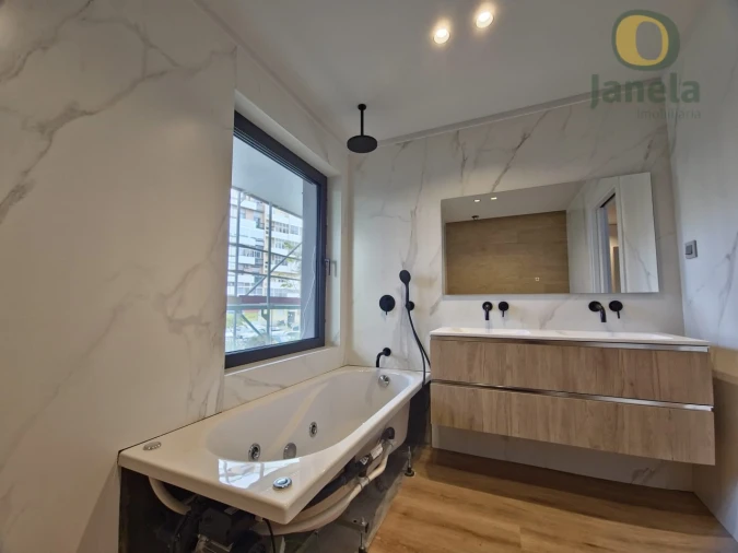 Apartamento T3 para Venda em Faro (Sé e São Pedro) Foto 12
