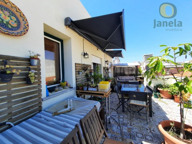 Apartamento T3 para Venda em Faro (Sé e São Pedro) Foto 3