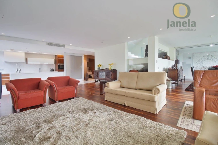 Moradia T4 para Venda em Santa Maria Maior e Monserrate e Meadela Foto 7