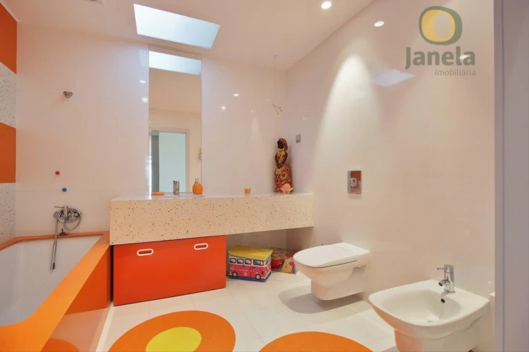 Moradia T4 para Venda em Santa Maria Maior e Monserrate e Meadela Foto 14