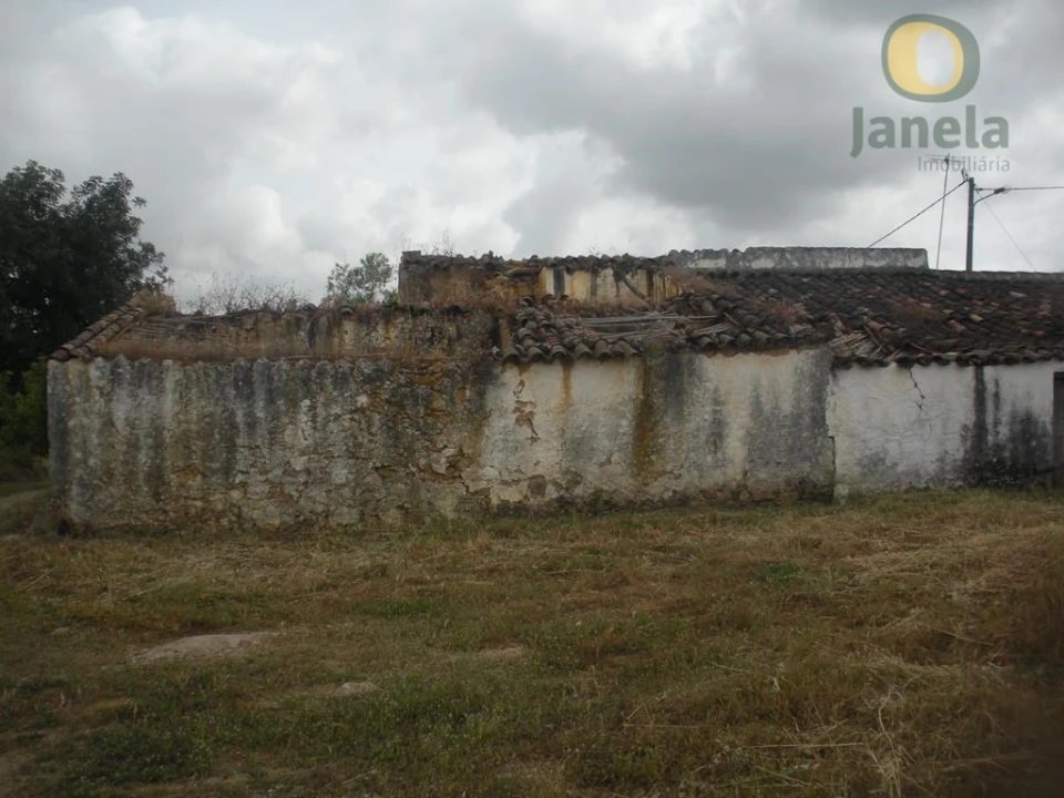 Moradia T4 para Venda em Santa Catarina da Fonte do Bispo Foto 12