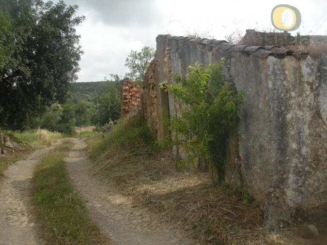 Moradia T4 para Venda em Santa Catarina da Fonte do Bispo Foto 4