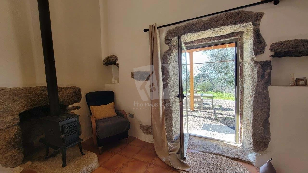 Quinta T2 para Venda em Aldeia do Bispo, Águas e Aldeia de João Pires Foto 9