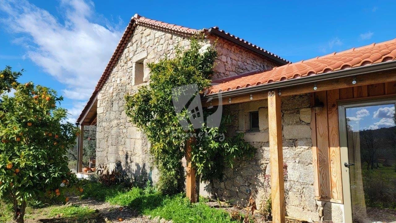 Quinta T2 para Venda em Aldeia do Bispo, Águas e Aldeia de João Pires Foto 4