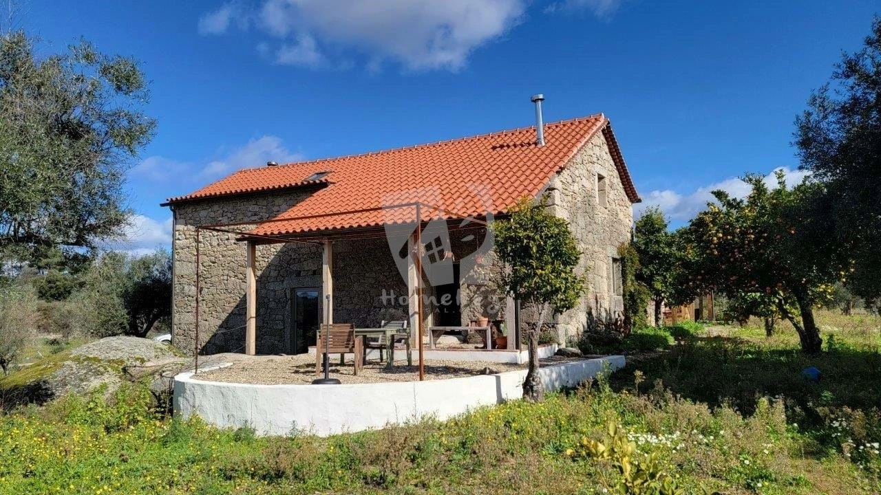 Quinta T2 para Venda em Aldeia do Bispo, Águas e Aldeia de João Pires Foto 1