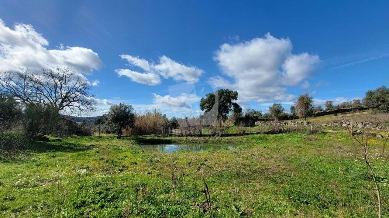 Quinta T2 para Venda em Aldeia do Bispo, Águas e Aldeia de João Pires Foto 37