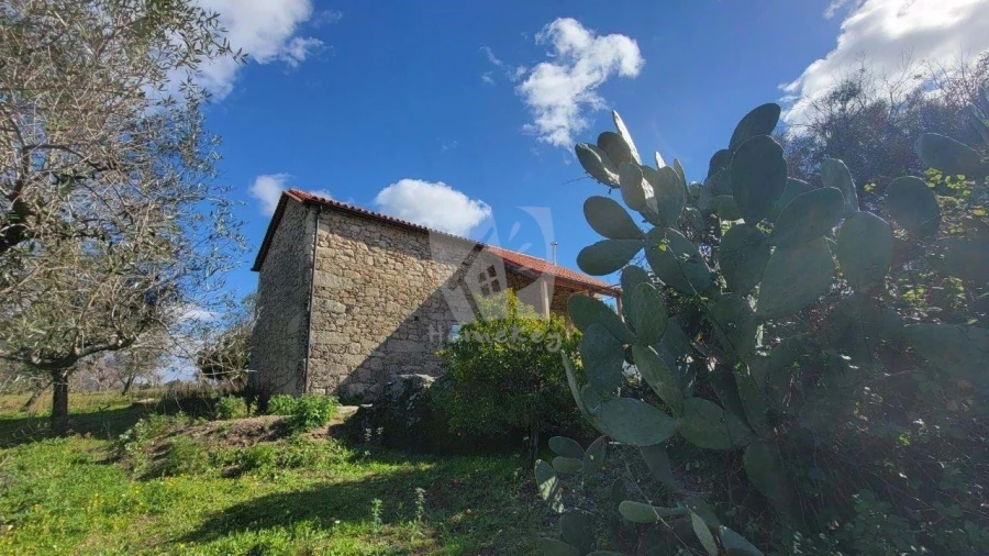 Quinta T2 para Venda em Aldeia do Bispo, Águas e Aldeia de João Pires Foto 36