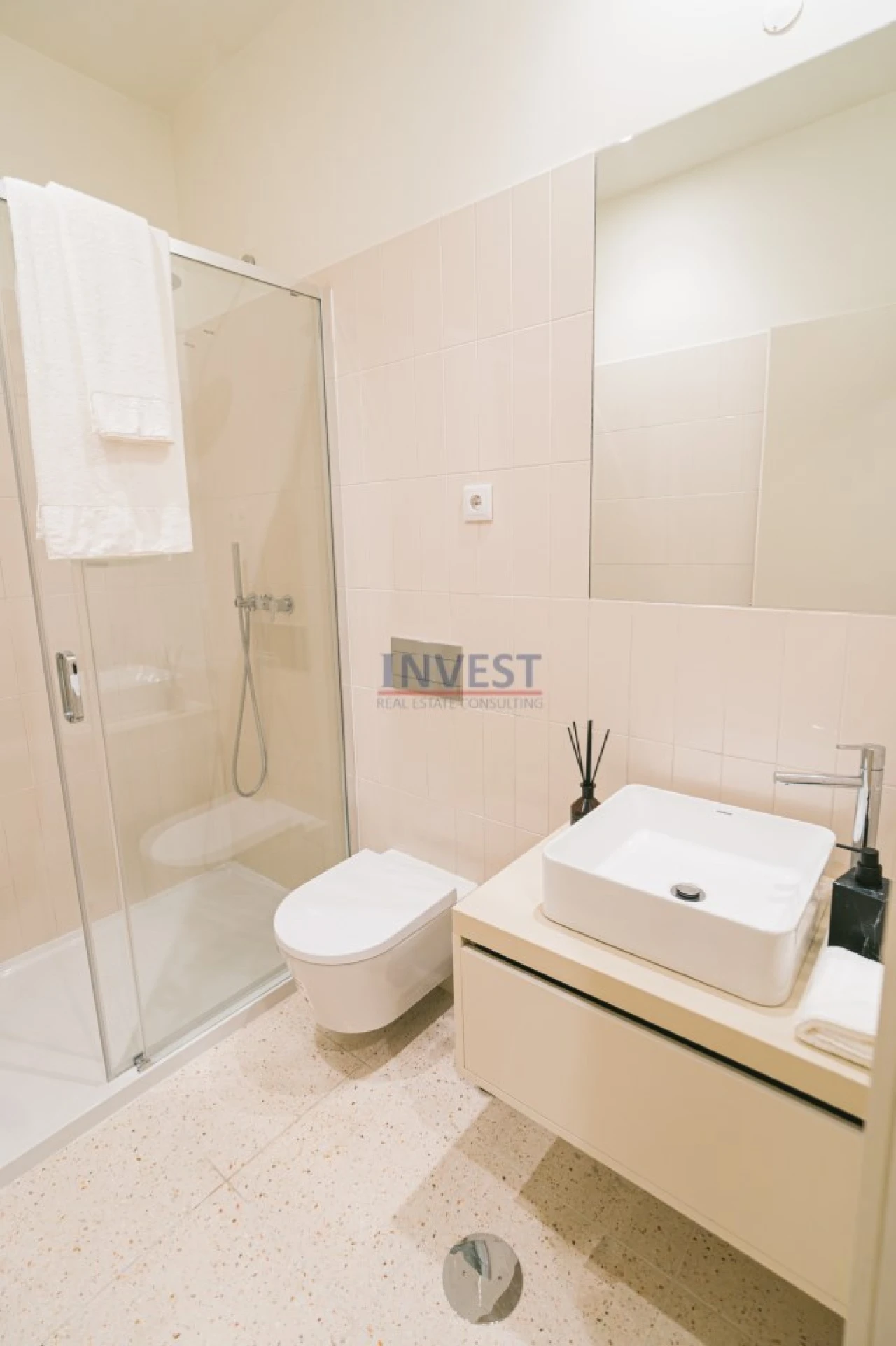 Apartamento T2 para Venda em Cedofeita, Santo Ildefonso, Sé, Miragaia, São Nicolau e Vitória Foto 51