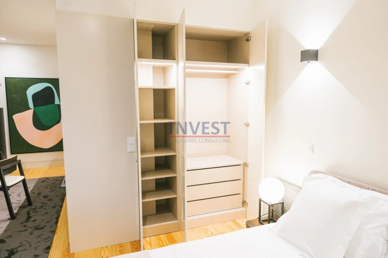 Apartamento para Venda em Cedofeita, Santo Ildefonso, Sé, Miragaia, São Nicolau e Vitória Foto 5