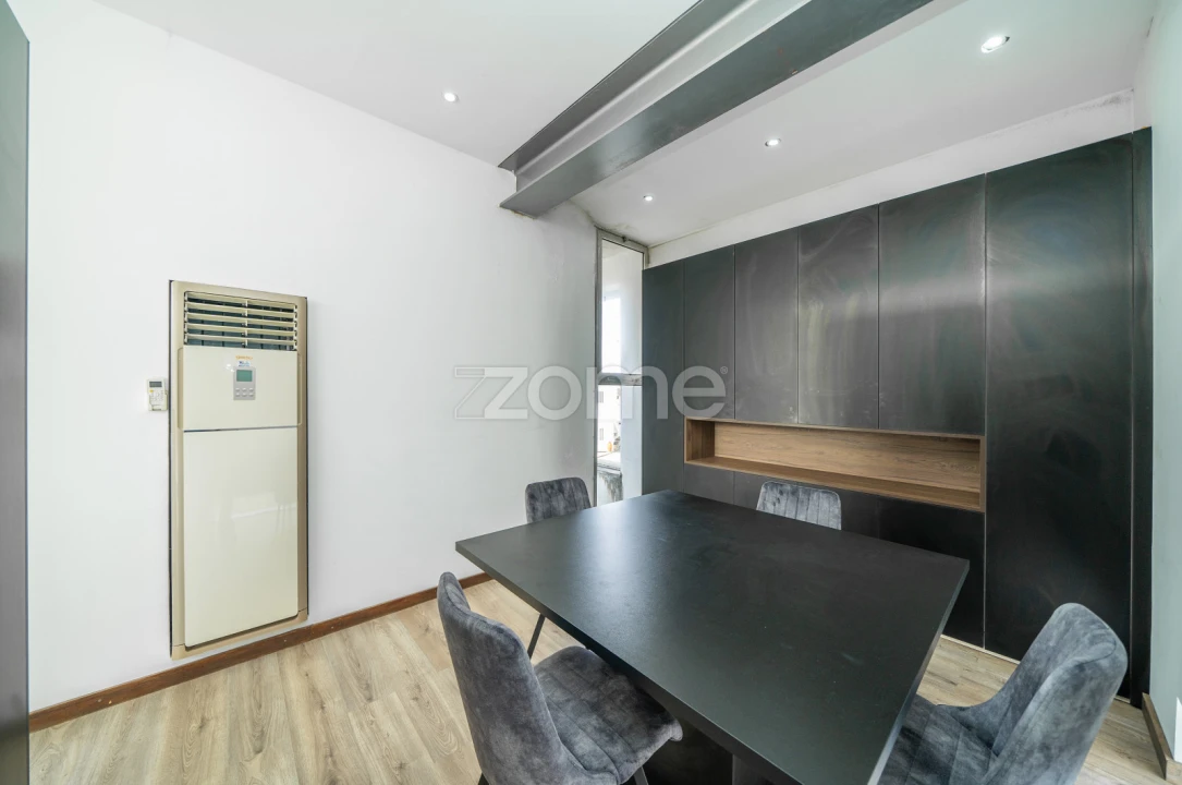 Terreno Comércio / Armazém para Venda em Lordelo Foto 14