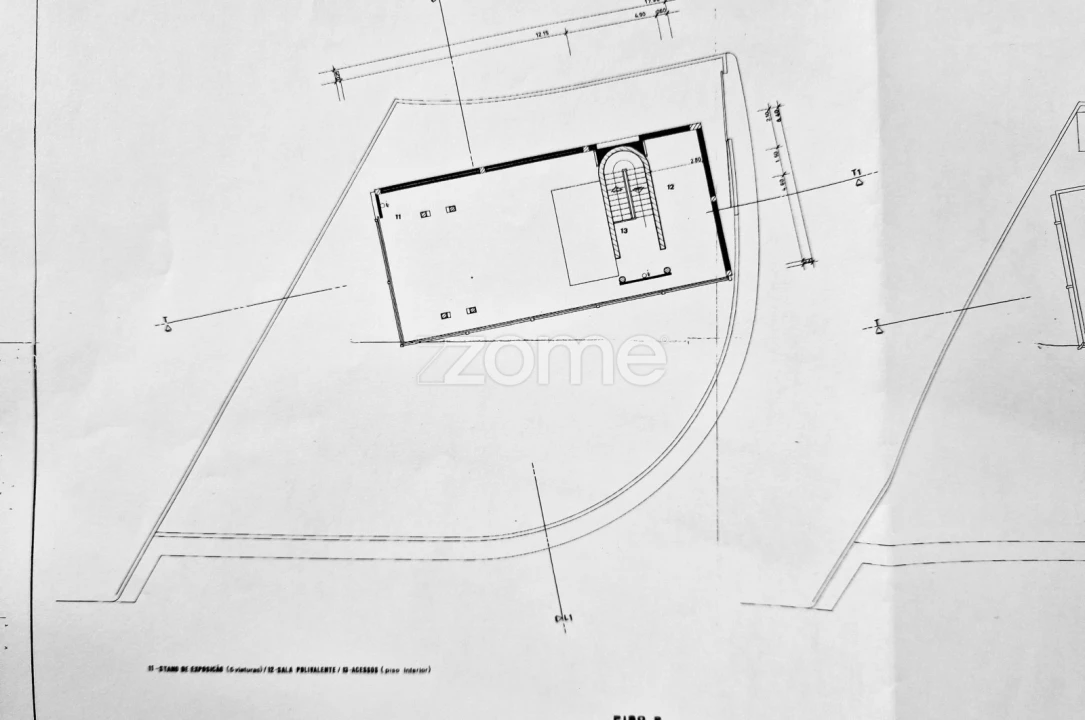Terreno Comércio / Armazém para Venda em Lordelo Foto 49