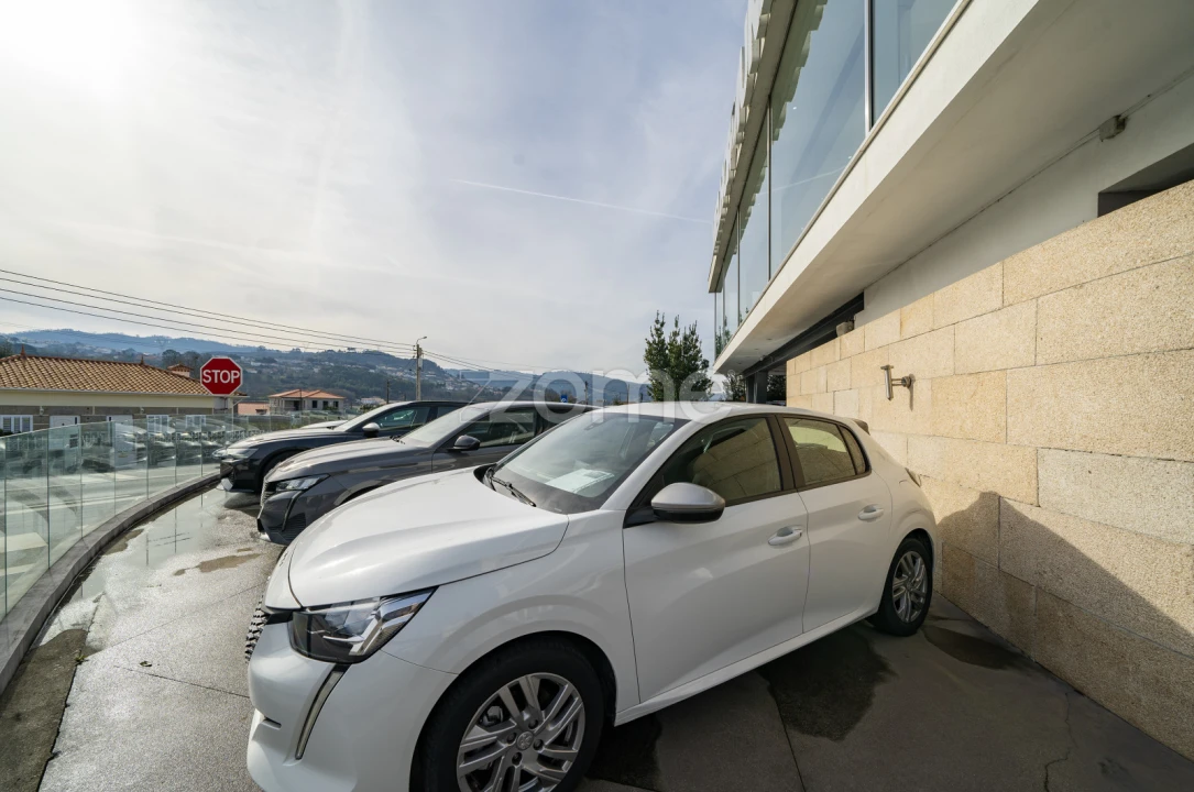Terreno Comércio / Armazém para Venda em Lordelo Foto 45