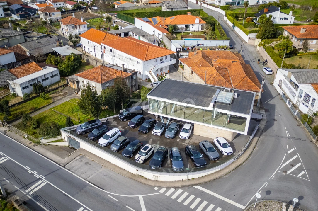 Terreno Comércio / Armazém para Venda em Lordelo Foto 23
