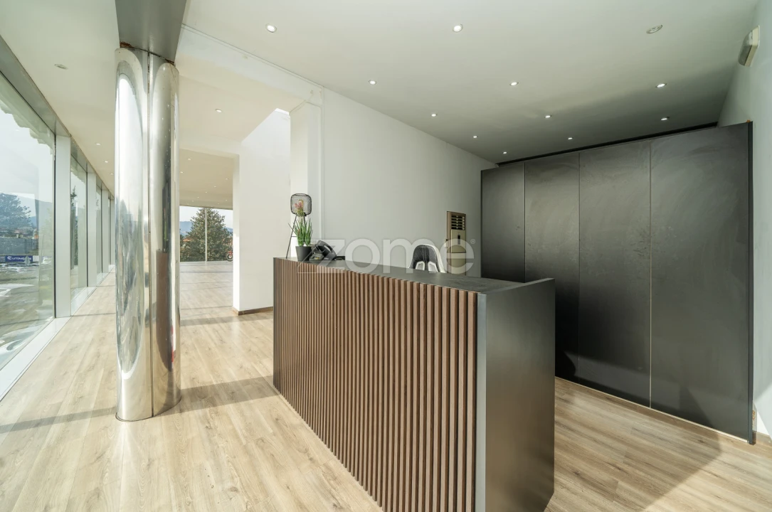 Terreno Comércio / Armazém para Venda em Lordelo Foto 11