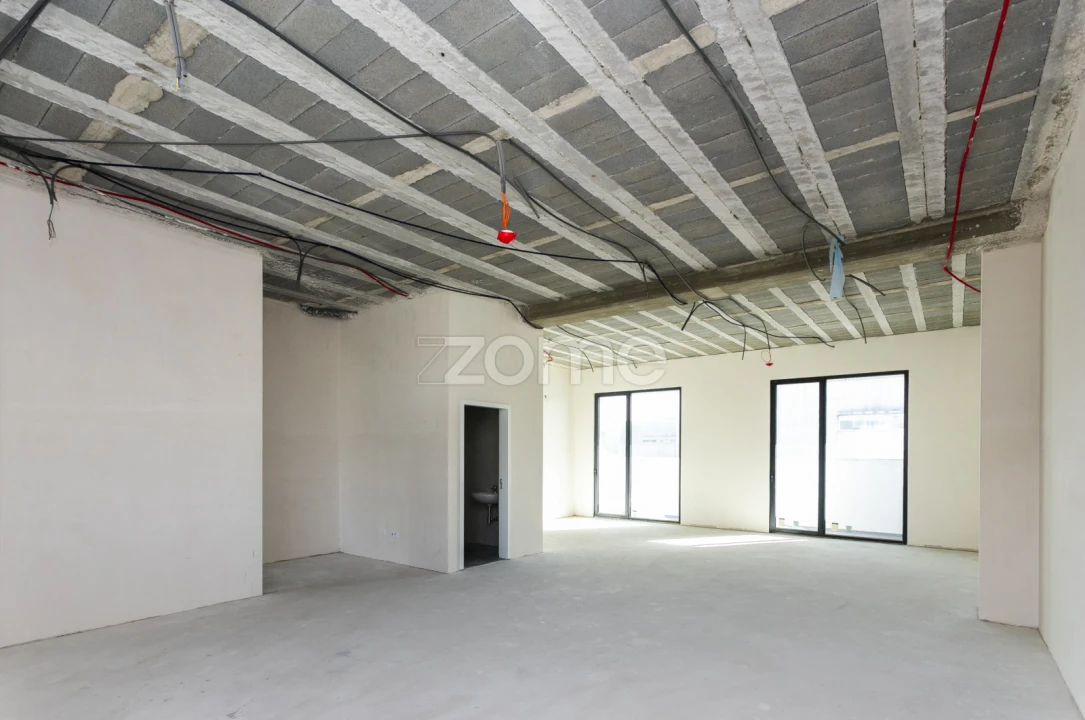 Negócio para Arrendamento em Gavião Foto 2